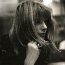 Marianne Faithfull - Deep Water ringtone